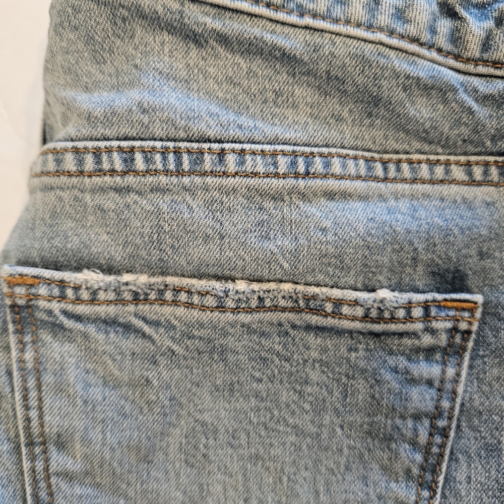 Iniversal Thread,EUC, Vintage Midi Jean Shorts, Size 6 - Picture 10 of 12